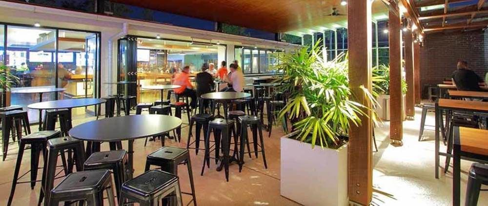 Browns Plains Hotel Exterior photo